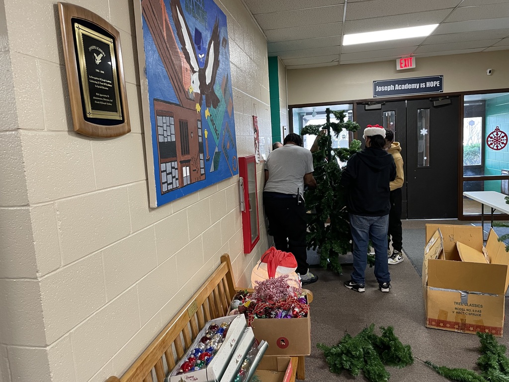 Students and Staff Decorate for the Holidays